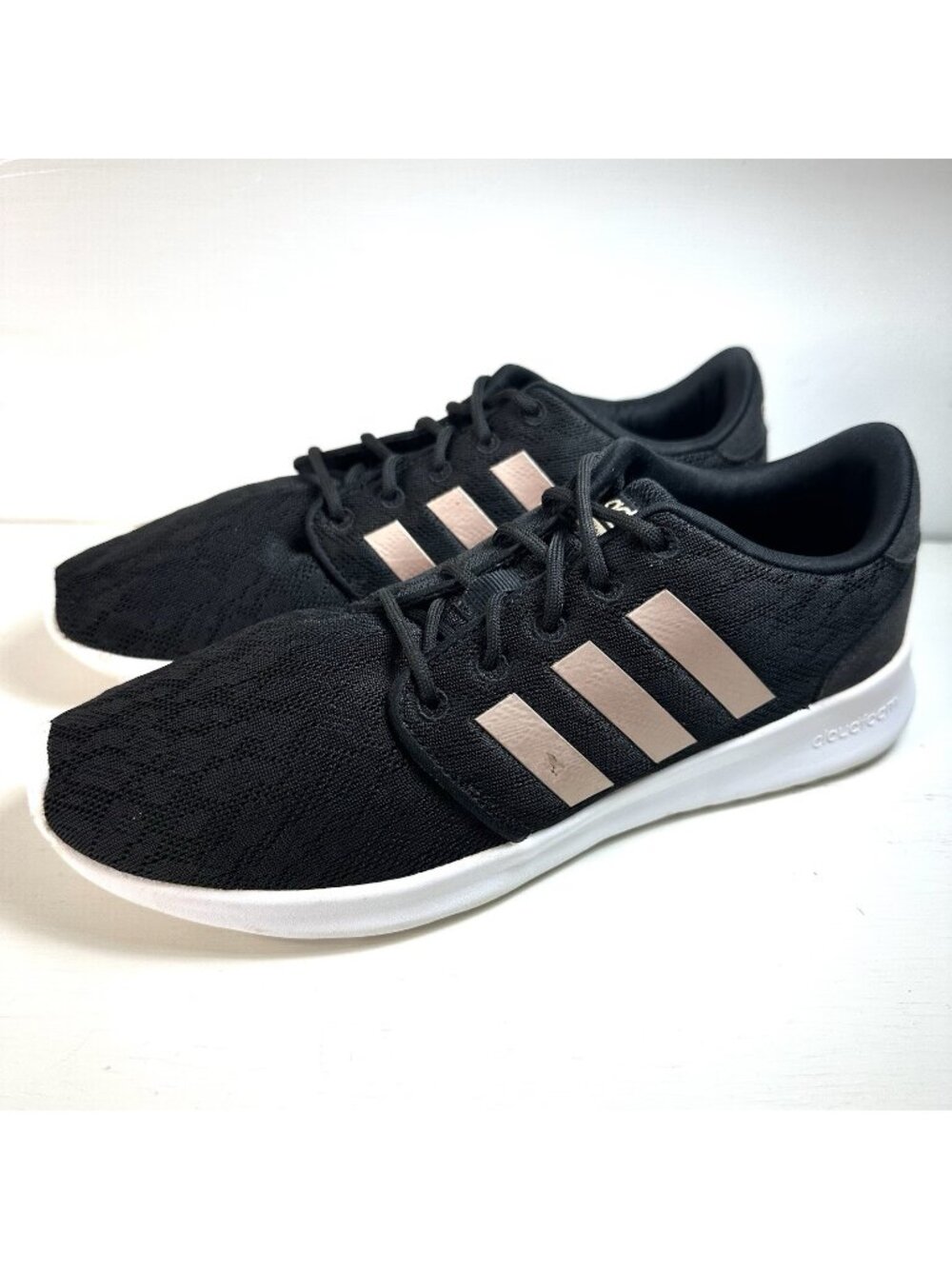 Adidas Cloudfoam Sneakers QT Racer Running Shoes Womens Size 8 Black Pink AC8247